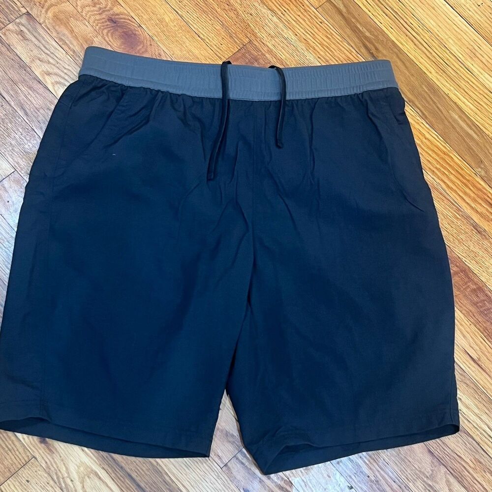 The North Face Pull-On Adventure Shorts Mens XL Black FlashDry Hiking Athletic